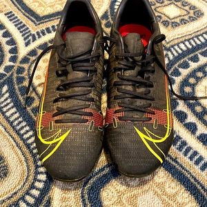 Mens Nike soccer cleats